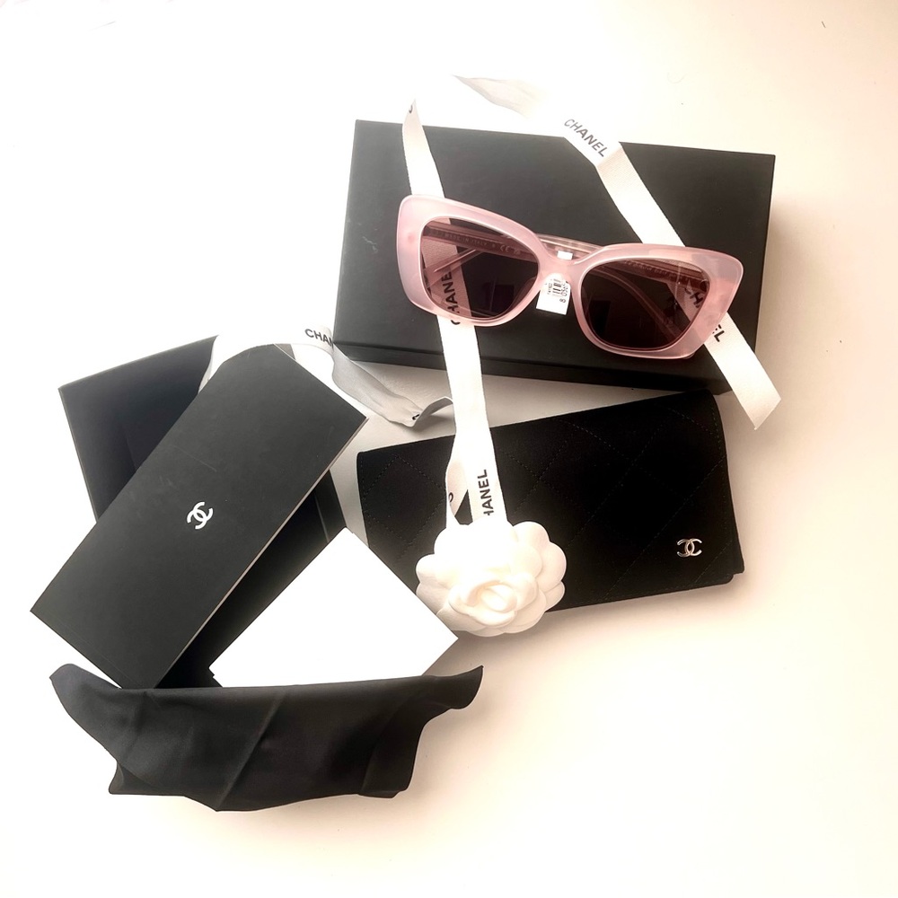🔥CHANEL RECTANGLE SUNGLASSES - Picture 10 of 10